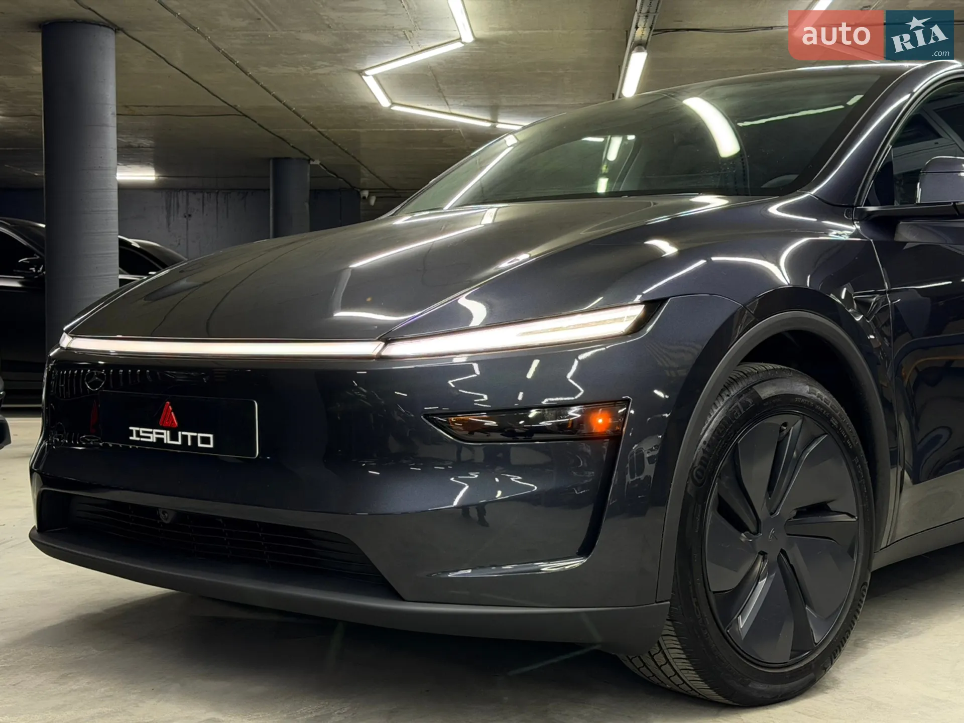 2025 Tesla Model Y - мініатюра 9