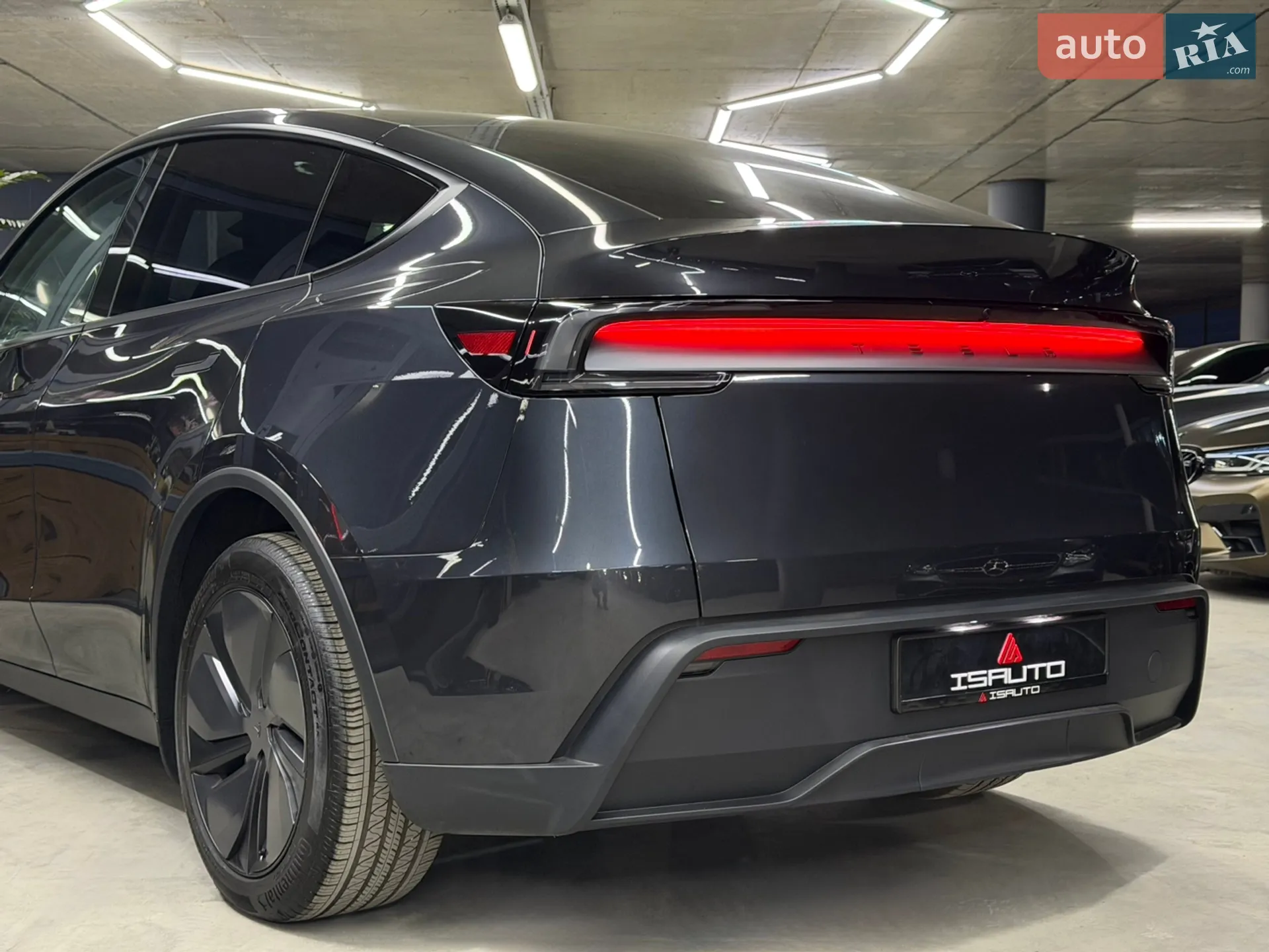 2025 Tesla Model Y - мініатюра 13