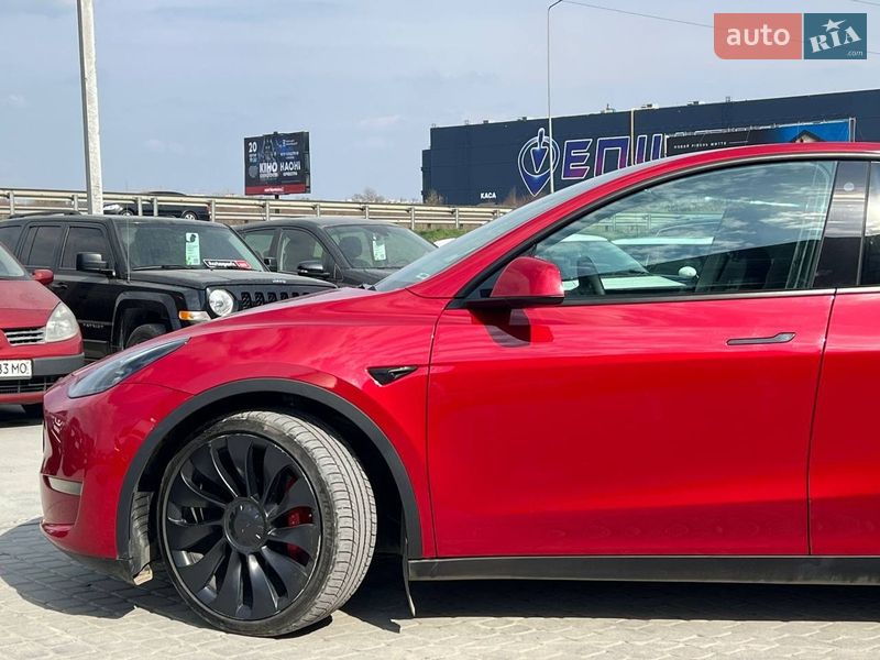 Внедорожник / Кроссовер Tesla Model Y 2022 в Львове