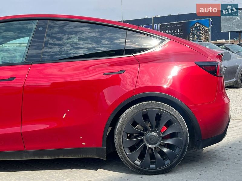 Внедорожник / Кроссовер Tesla Model Y 2022 в Львове