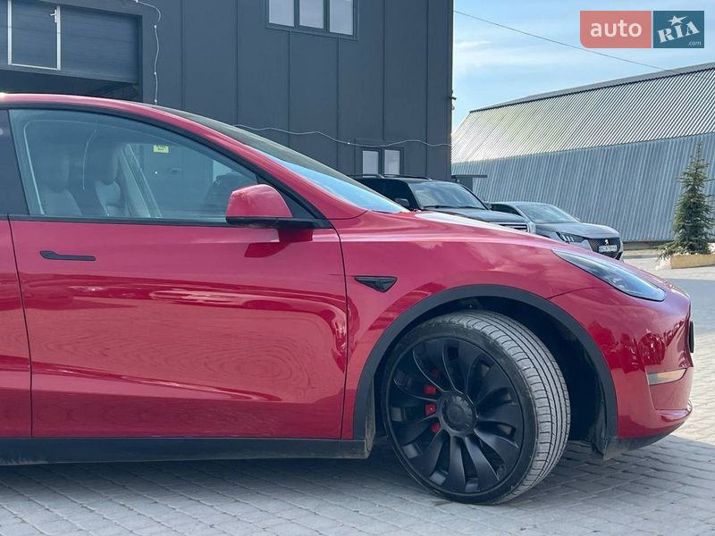 Внедорожник / Кроссовер Tesla Model Y 2022 в Львове