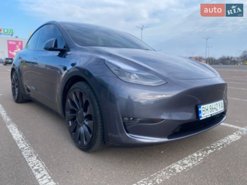 Внедорожник / Кроссовер Tesla Model Y 2023 в Одессе