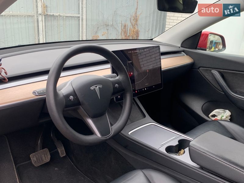 Позашляховик / Кросовер Tesla Model Y 2021 в Києві