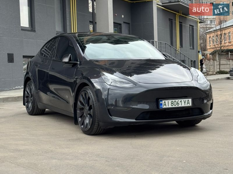 Позашляховик / Кросовер Tesla Model Y 2024 в Фастові фото Позашляховик / Кросовер Tesla Model Y 2024 в Фастові