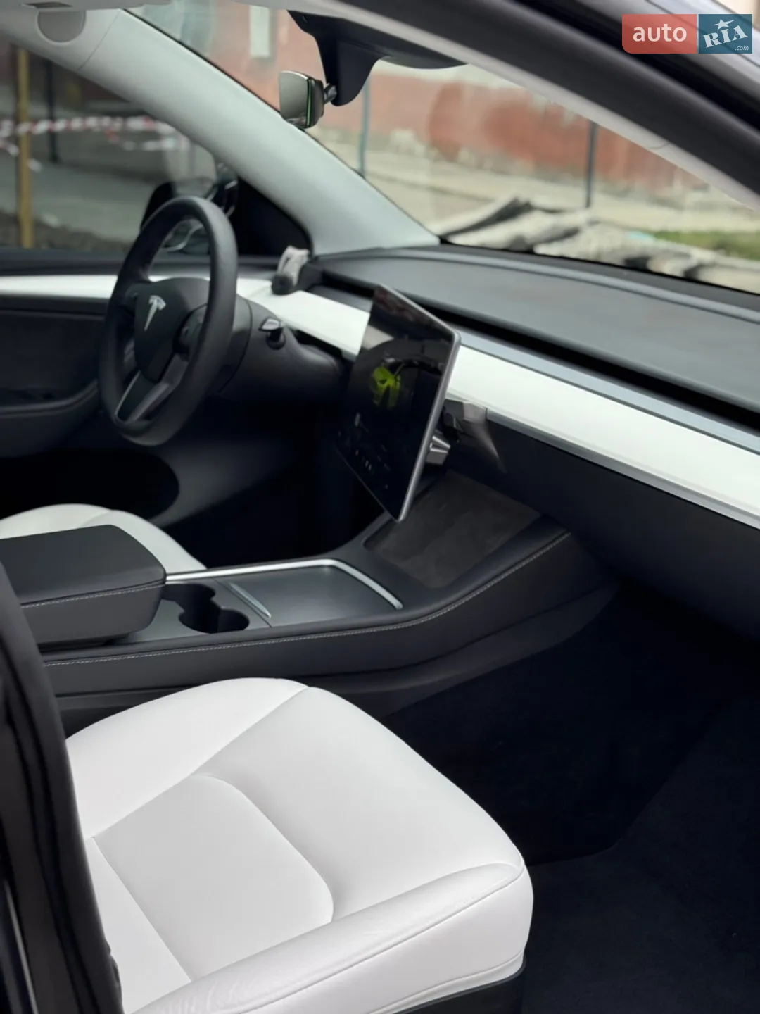 2024 Tesla Model Y - мініатюра 13