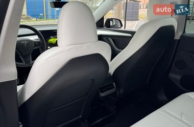 Позашляховик / Кросовер Tesla Model Y 2024 в Фастові