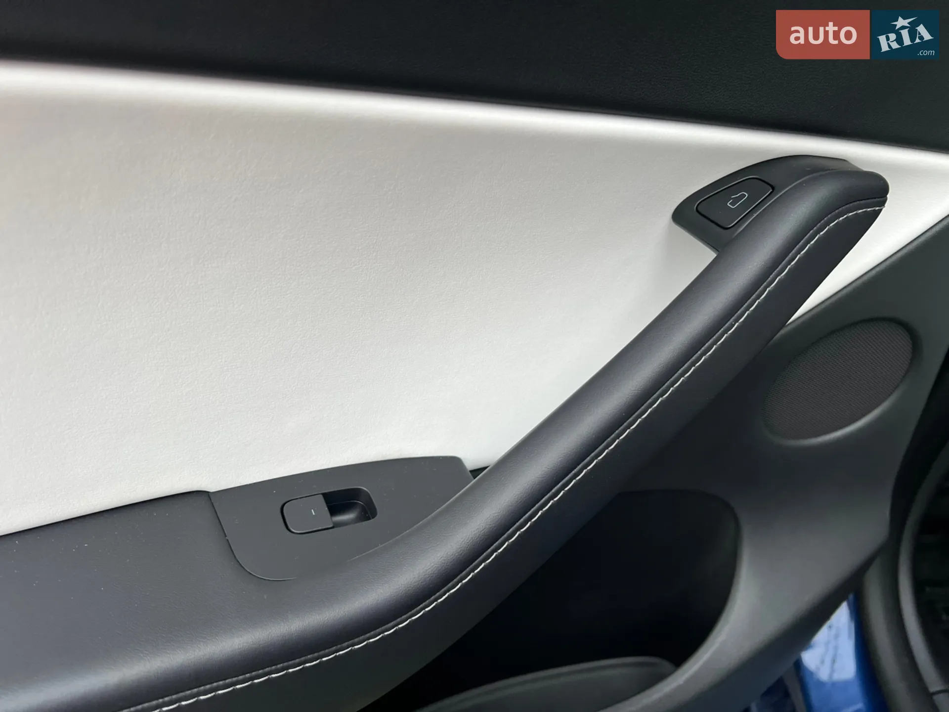 2022 Tesla Model Y - мініатюра 23