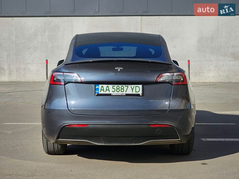 Позашляховик / Кросовер Tesla Model Y 2023 в Києві