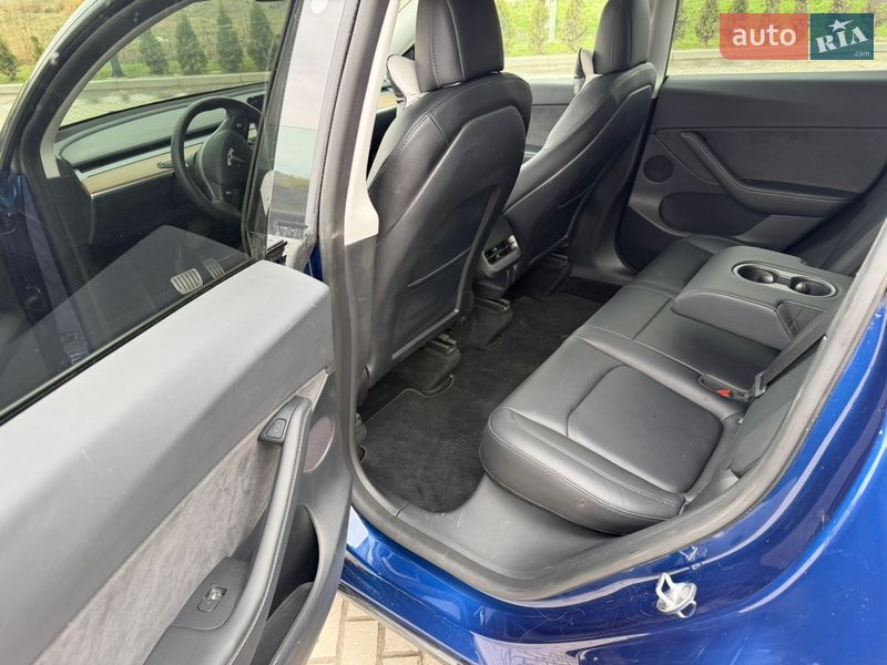 Внедорожник / Кроссовер Tesla Model Y 2022 в Золочеве фото 18 Внедорожник / Кроссовер Tesla Model Y 2022 в Золочеве