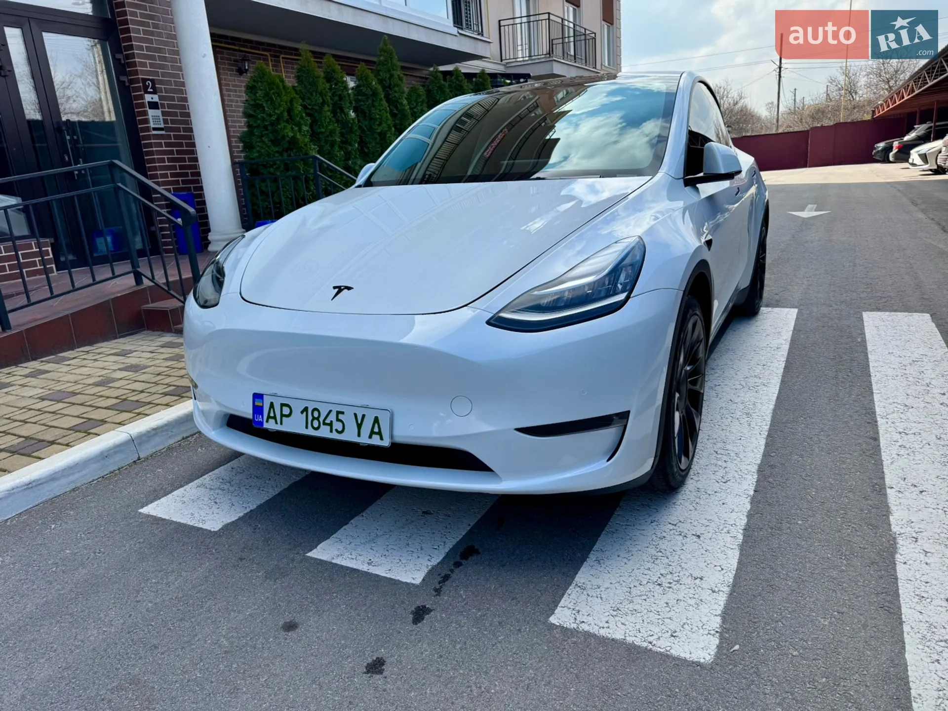 2022 Tesla Model Y - мініатюра 2