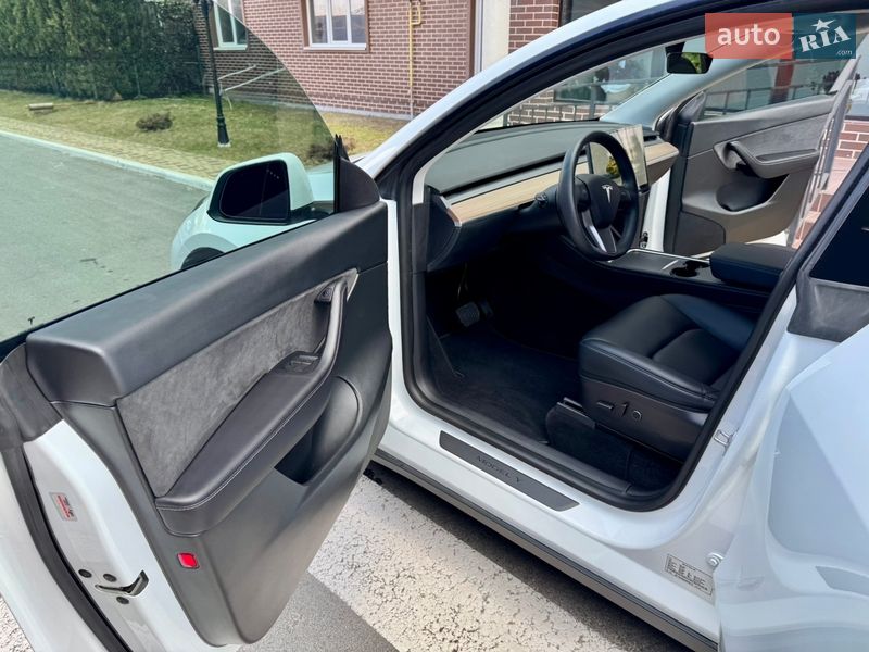 Внедорожник / Кроссовер Tesla Model Y 2022 в Запорожье фото 17 Внедорожник / Кроссовер Tesla Model Y 2022 в Запорожье