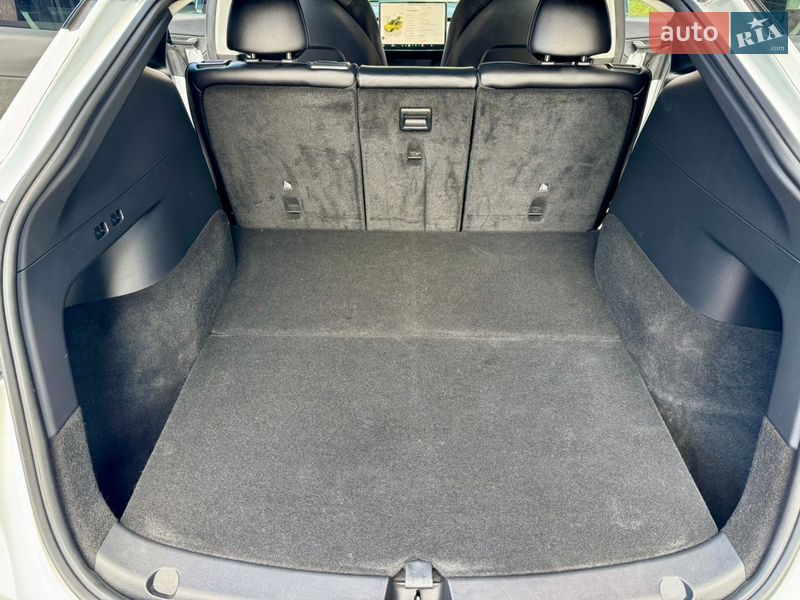 Внедорожник / Кроссовер Tesla Model Y 2022 в Запорожье фото 35 Внедорожник / Кроссовер Tesla Model Y 2022 в Запорожье