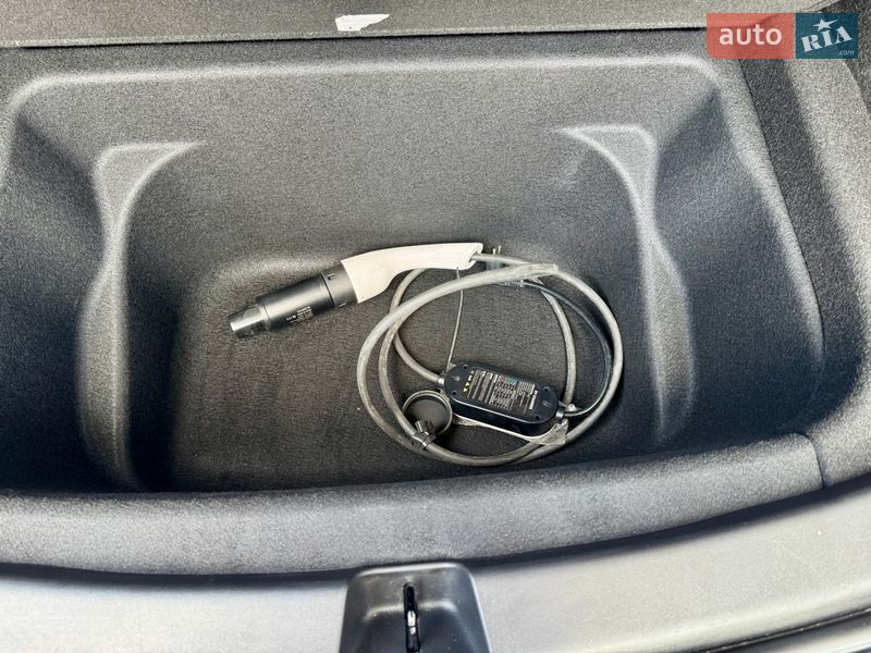 Внедорожник / Кроссовер Tesla Model Y 2022 в Запорожье фото 36 Внедорожник / Кроссовер Tesla Model Y 2022 в Запорожье