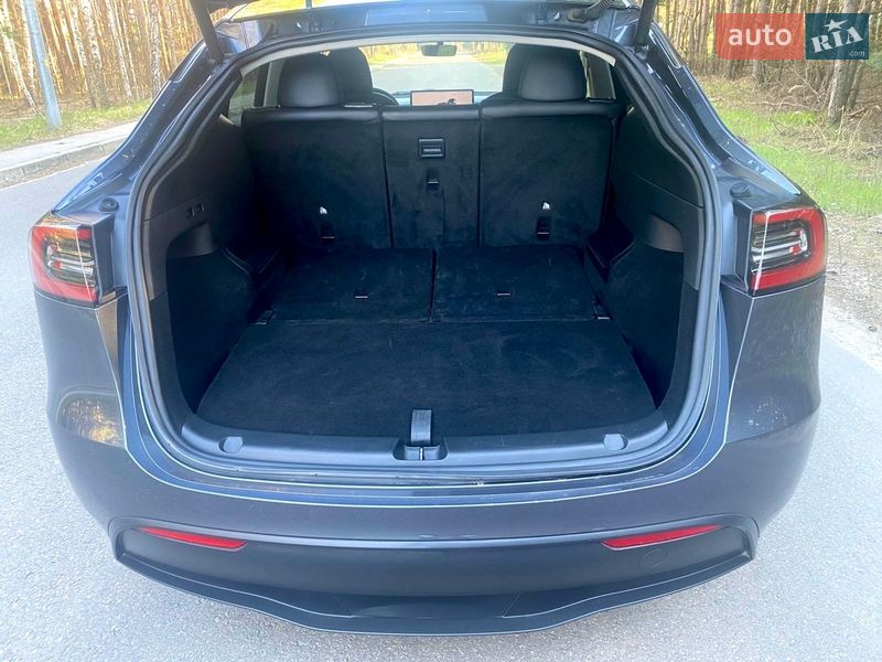 Позашляховик / Кросовер Tesla Model Y 2023 в Києві
