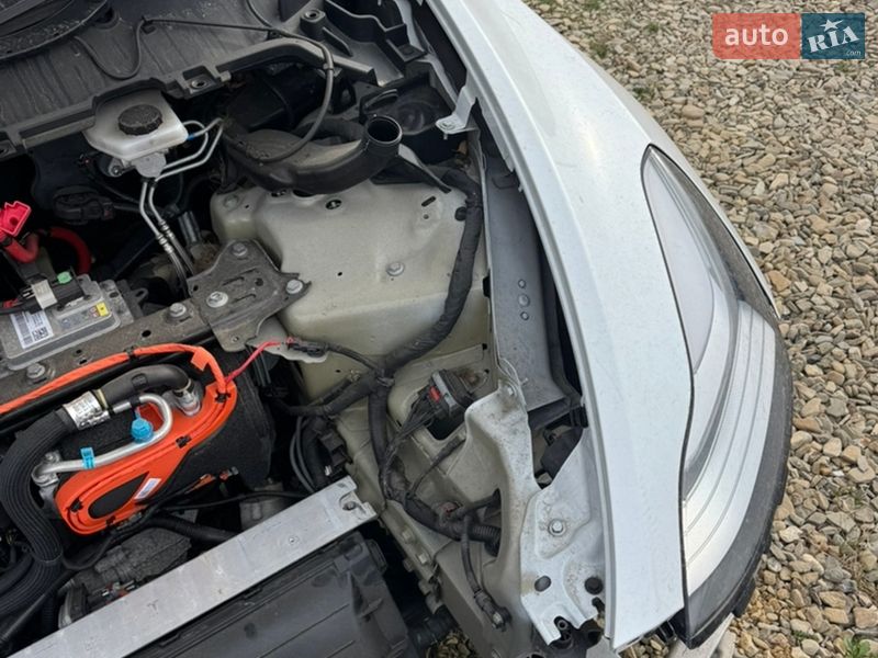 Позашляховик / Кросовер Tesla Model Y 2023 в Самборі фото 16 Позашляховик / Кросовер Tesla Model Y 2023 в Самборі