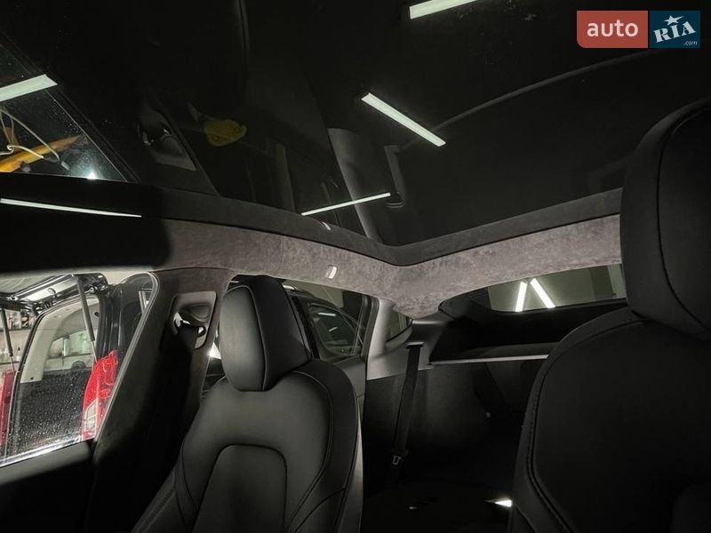 Позашляховик / Кросовер Tesla Model Y 2022 в Луцьку
