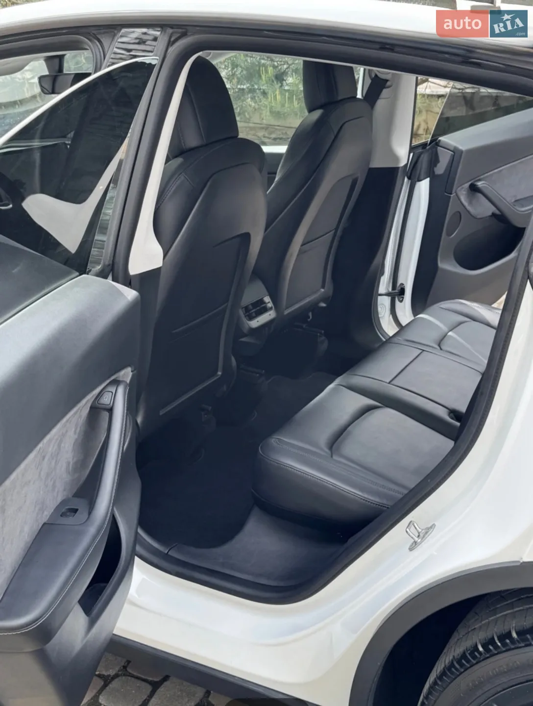 2021 Tesla Model Y - мініатюра 17