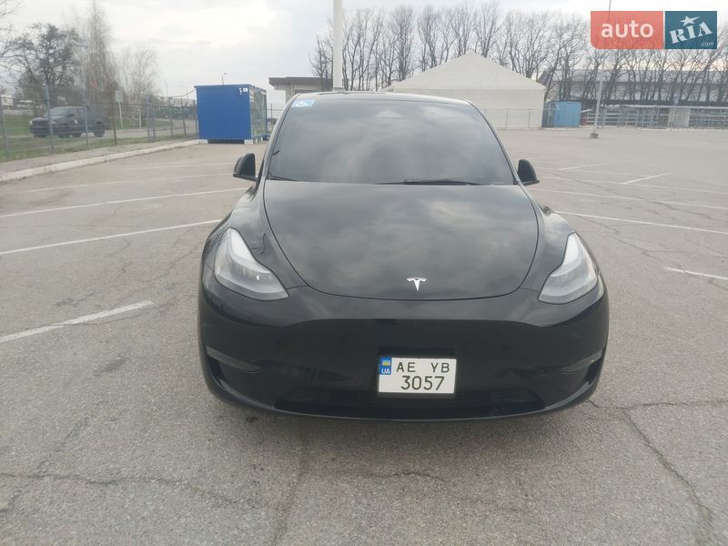 Позашляховик / Кросовер Tesla Model Y 2023 в Дніпрі фото 15 Позашляховик / Кросовер Tesla Model Y 2023 в Дніпрі