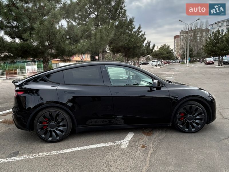 Внедорожник / Кроссовер Tesla Model Y 2023 в Одессе фото 5 Внедорожник / Кроссовер Tesla Model Y 2023 в Одессе