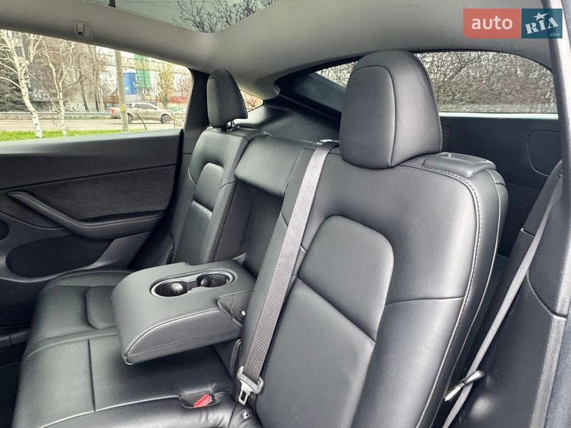 Позашляховик / Кросовер Tesla Model Y 2020 в Дніпрі фото 32 Позашляховик / Кросовер Tesla Model Y 2020 в Дніпрі