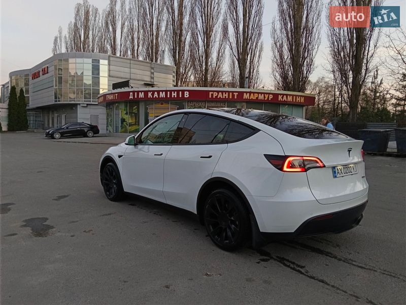 Внедорожник / Кроссовер Tesla Model Y 2021 в Харькове
