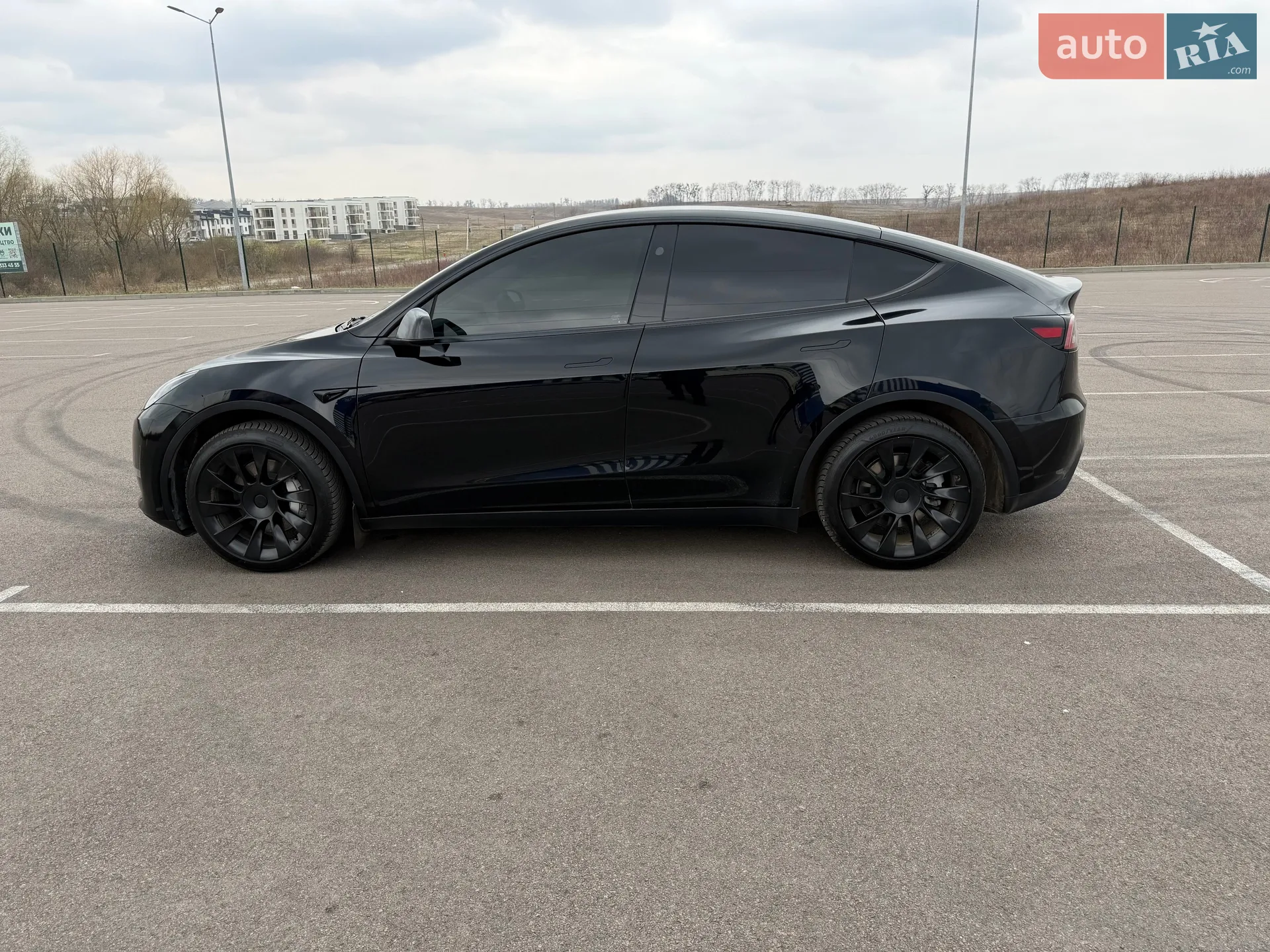 2023 Tesla Model Y - мініатюра 8