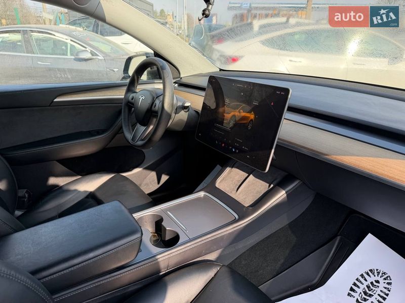 Внедорожник / Кроссовер Tesla Model Y 2022 в Луцке фото 16 Внедорожник / Кроссовер Tesla Model Y 2022 в Луцке