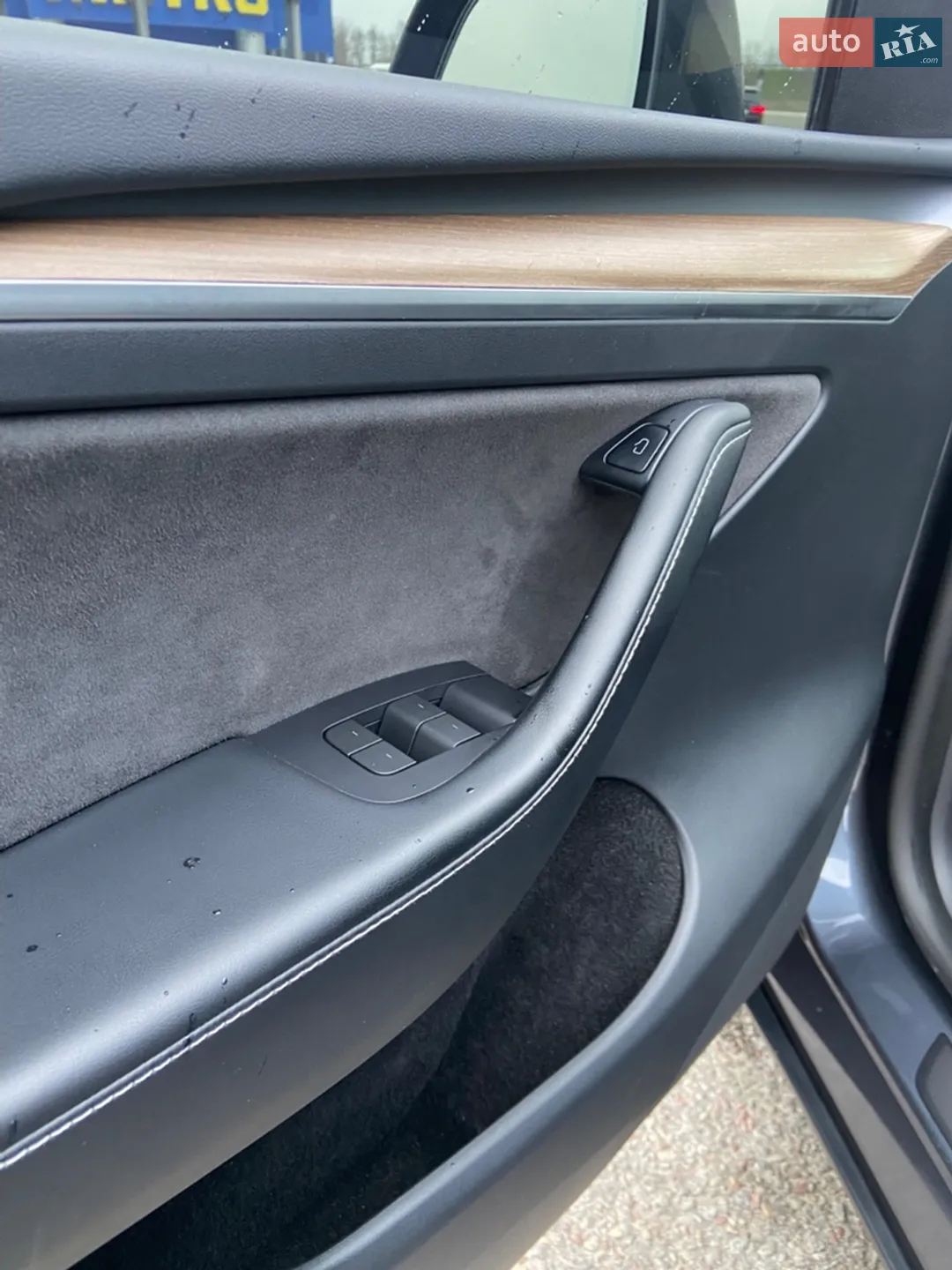 2022 Tesla Model Y - мініатюра 17