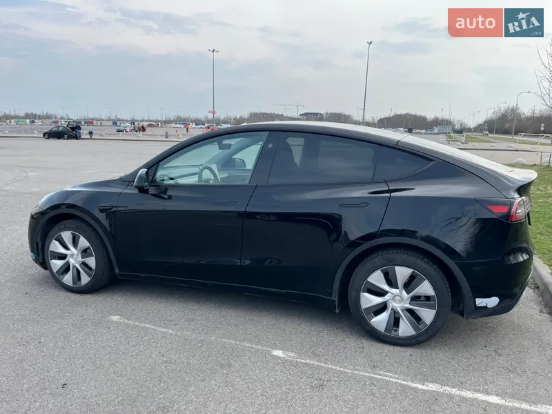 Tesla Model Y 2024 VIN 7SAYGDEE0RF078242 фото оголошення 4 з 49