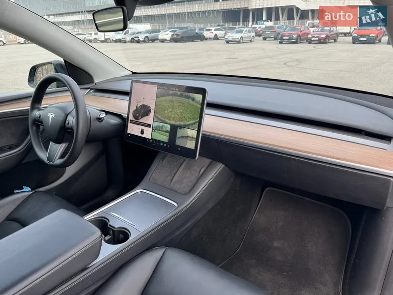 Tesla Model Y 2024 VIN 7SAYGDEE0RF078242 фото оголошення 10 з 49