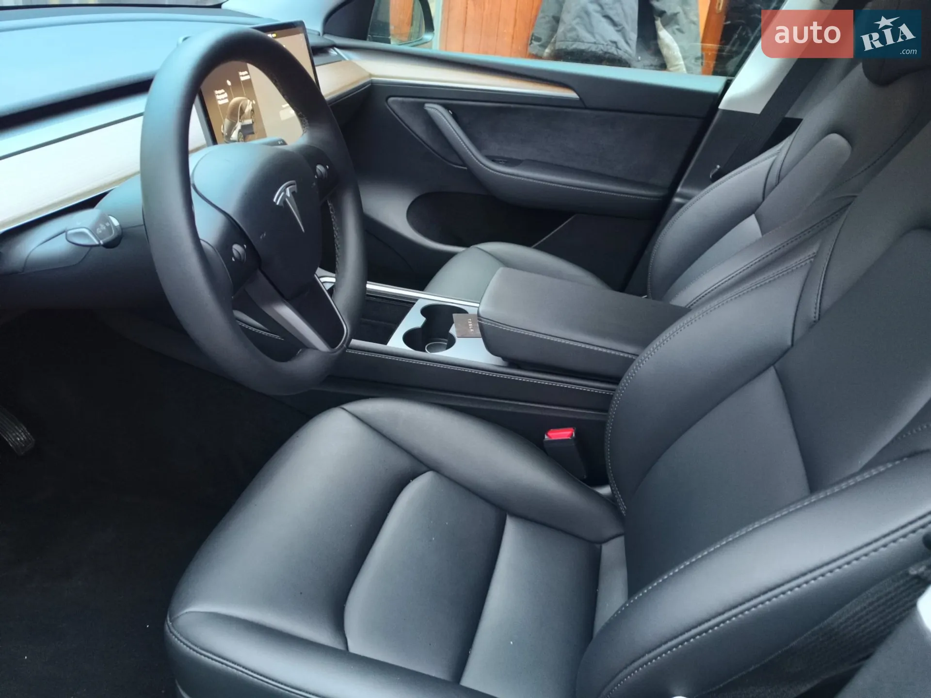 2024 Tesla Model Y - мініатюра 18