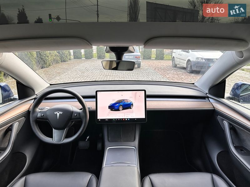 Внедорожник / Кроссовер Tesla Model Y 2022 в Киеве