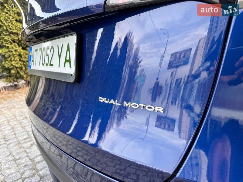 Внедорожник / Кроссовер Tesla Model Y 2022 в Киеве