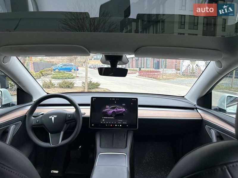 Позашляховик / Кросовер Tesla Model Y 2024 в Умані фото 24 Позашляховик / Кросовер Tesla Model Y 2024 в Умані