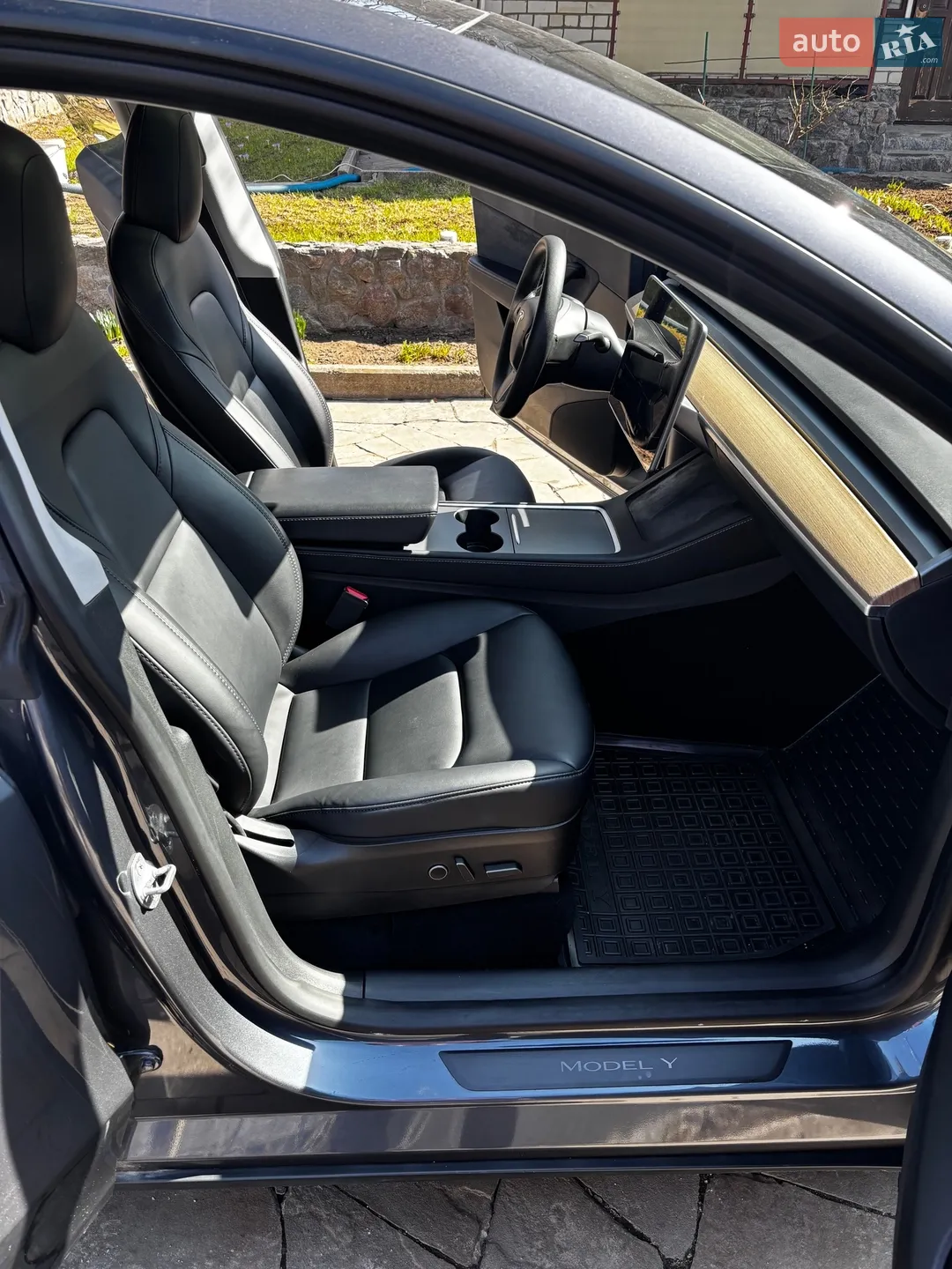 2021 Tesla Model Y - мініатюра 16