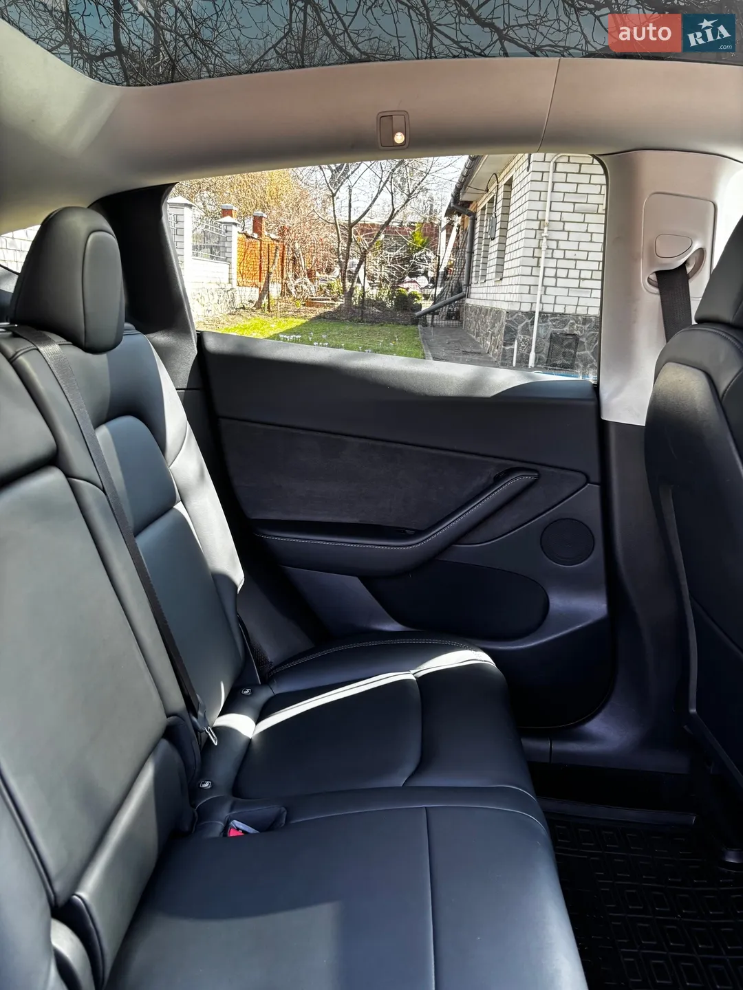 2021 Tesla Model Y - мініатюра 24