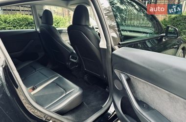 Позашляховик / Кросовер Tesla Model Y 2023 в Києві