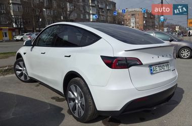 Позашляховик / Кросовер Tesla Model Y 2023 в Дніпрі
