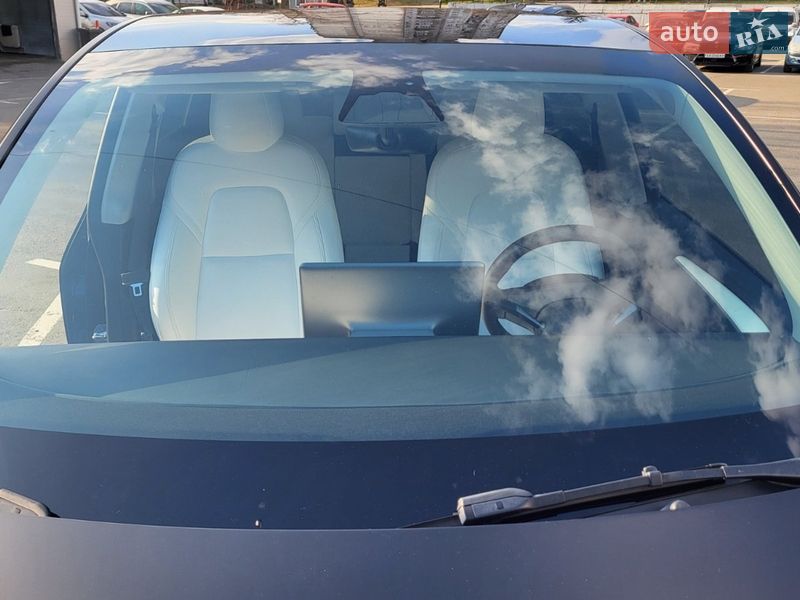 Позашляховик / Кросовер Tesla Model Y 2022 в Києві