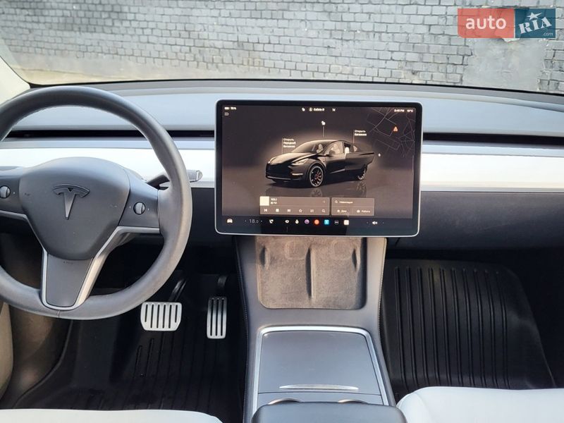 Позашляховик / Кросовер Tesla Model Y 2022 в Києві