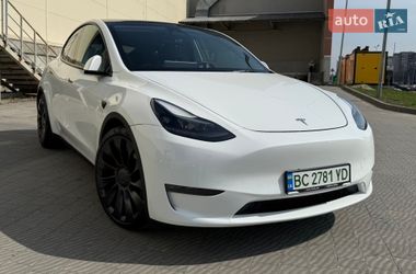 Позашляховик / Кросовер Tesla Model Y 2023 в Львові