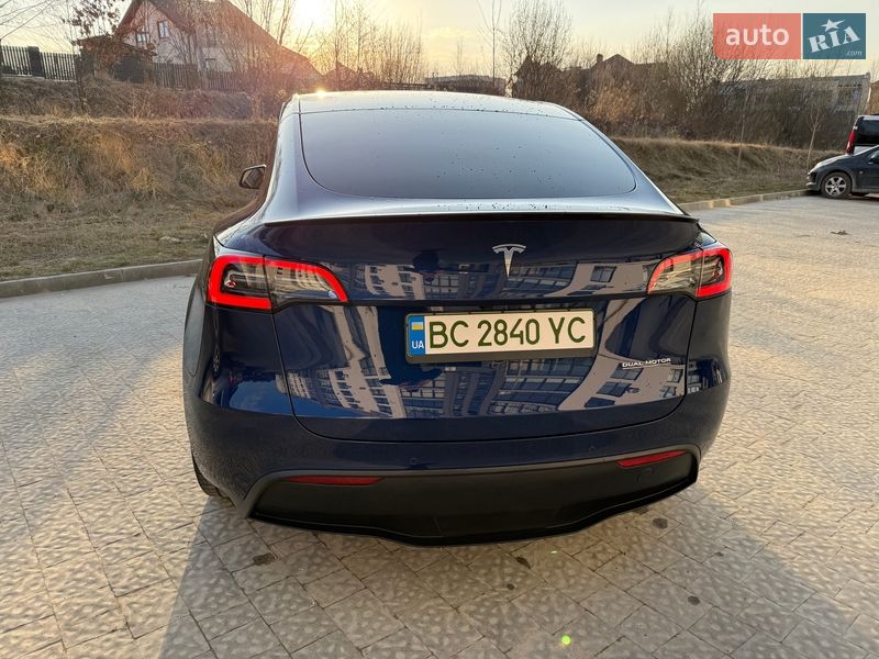 Позашляховик / Кросовер Tesla Model Y 2021 в Львові