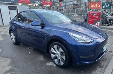 Внедорожник / Кроссовер Tesla Model Y 2023 в Киеве