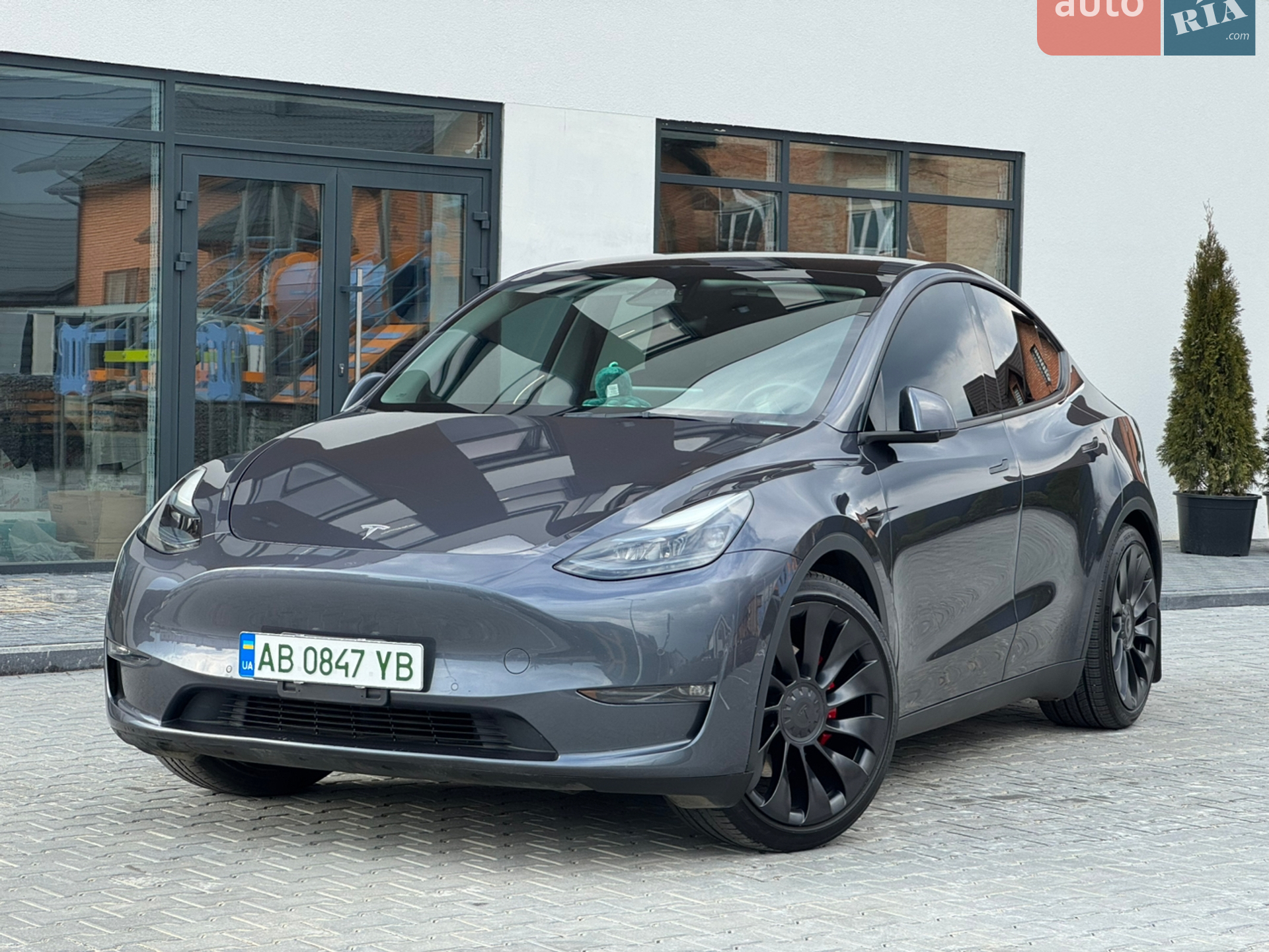 2022 Tesla Model Y - мініатюра 3