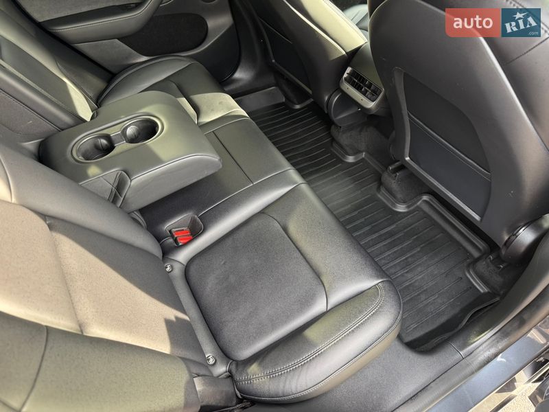 Позашляховик / Кросовер Tesla Model Y 2022 в Вінниці