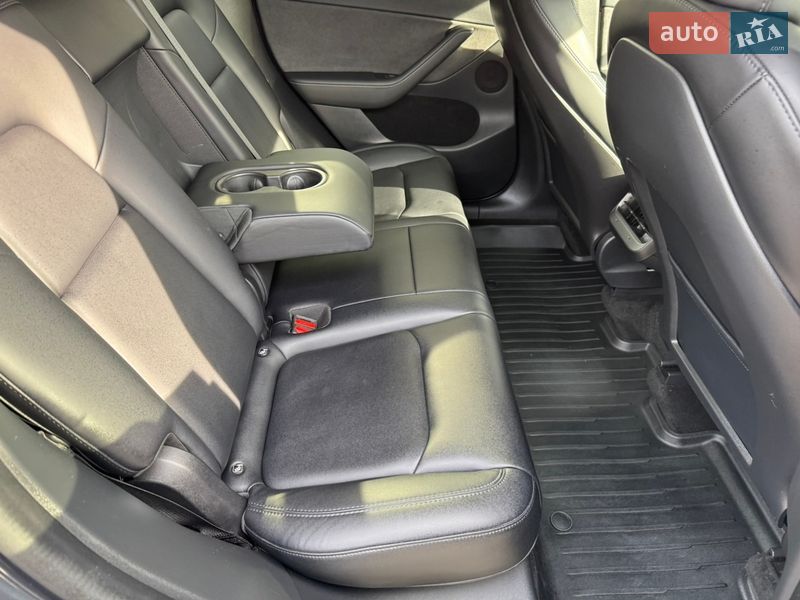 Позашляховик / Кросовер Tesla Model Y 2022 в Вінниці