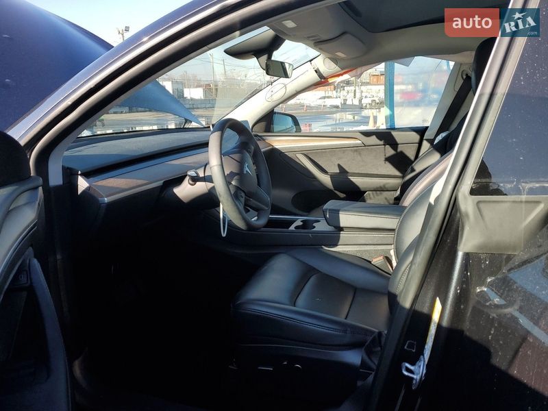 Позашляховик / Кросовер Tesla Model Y 2024 в Запоріжжі фото 30 Позашляховик / Кросовер Tesla Model Y 2024 в Запоріжжі