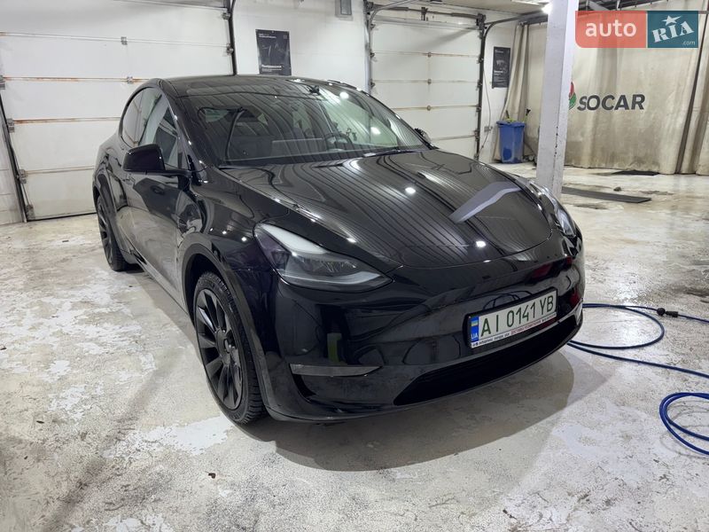 Позашляховик / Кросовер Tesla Model Y 2024 в Києві