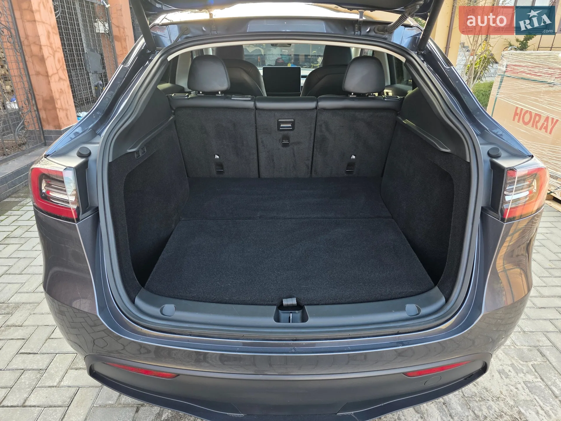 2023 Tesla Model Y - мініатюра 10