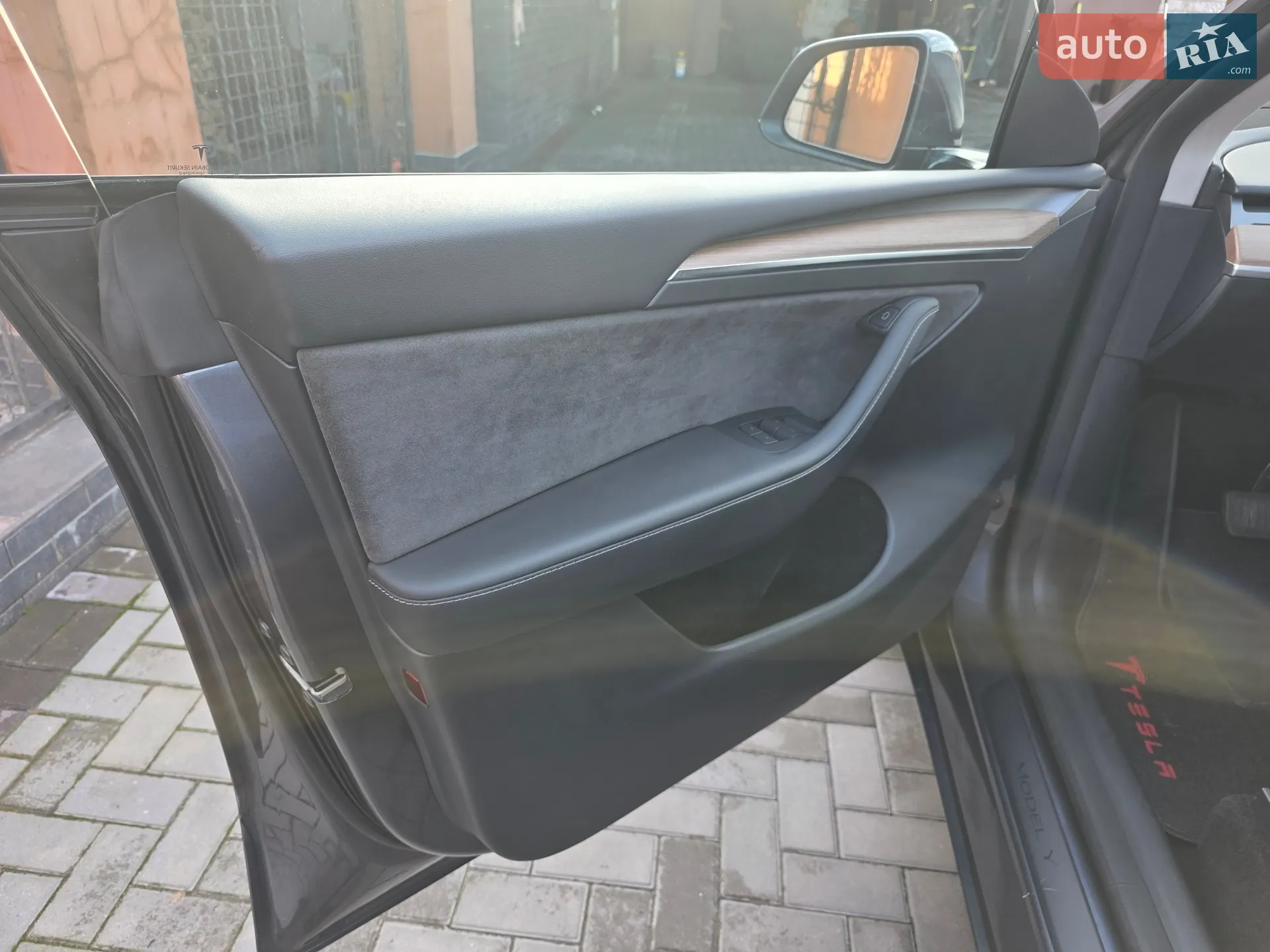2023 Tesla Model Y - мініатюра 11